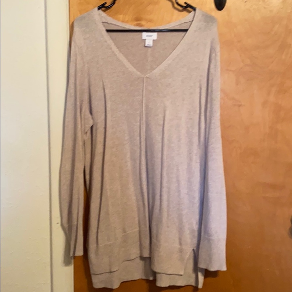 Old navy sweater